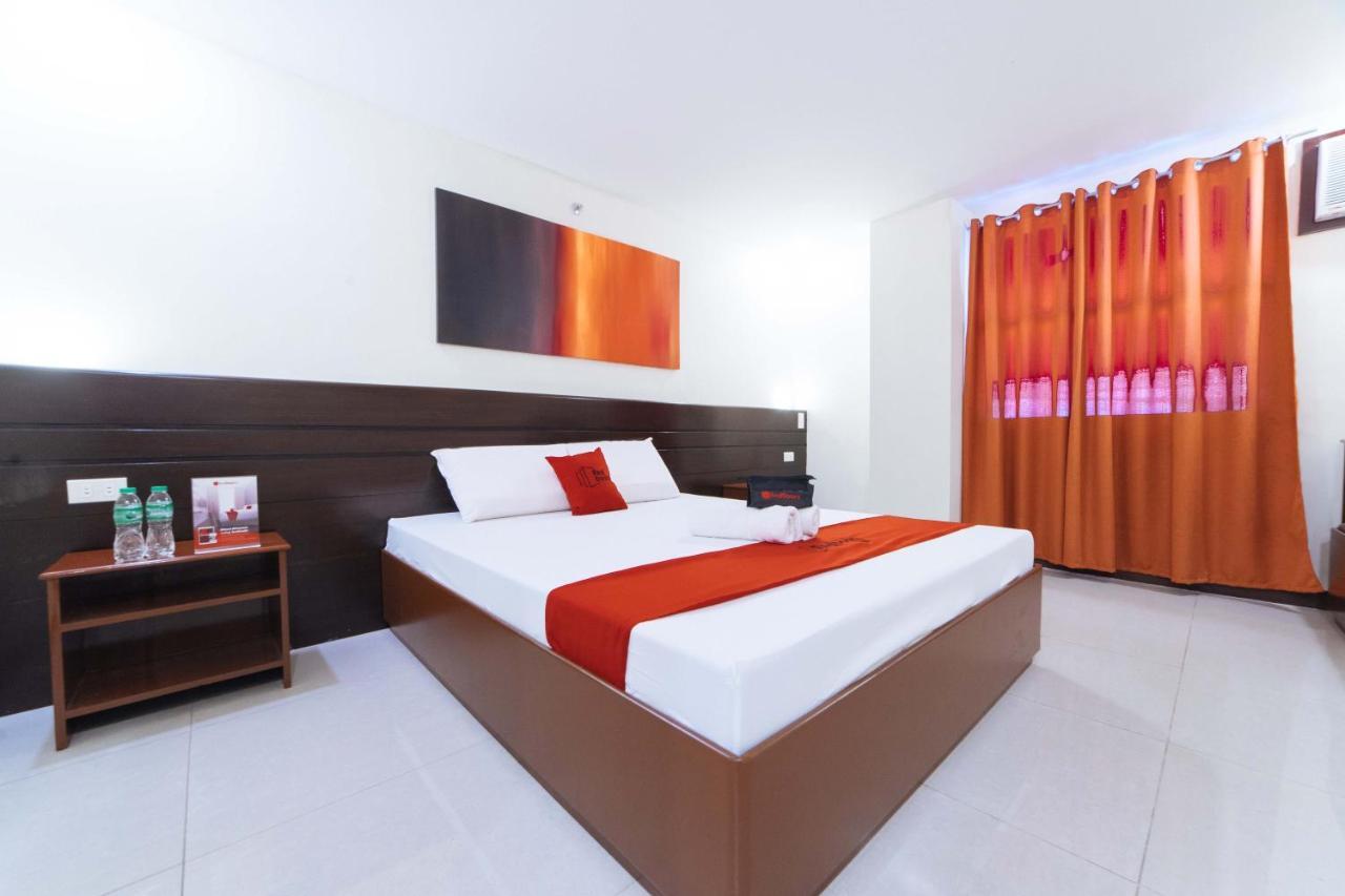 Reddoorz Near Victoria Mall Davao Екстер'єр фото
