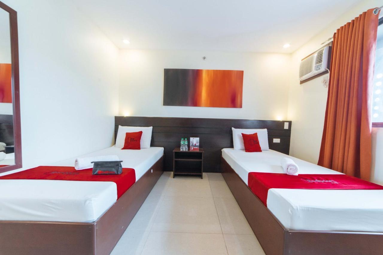 Reddoorz Near Victoria Mall Davao Екстер'єр фото