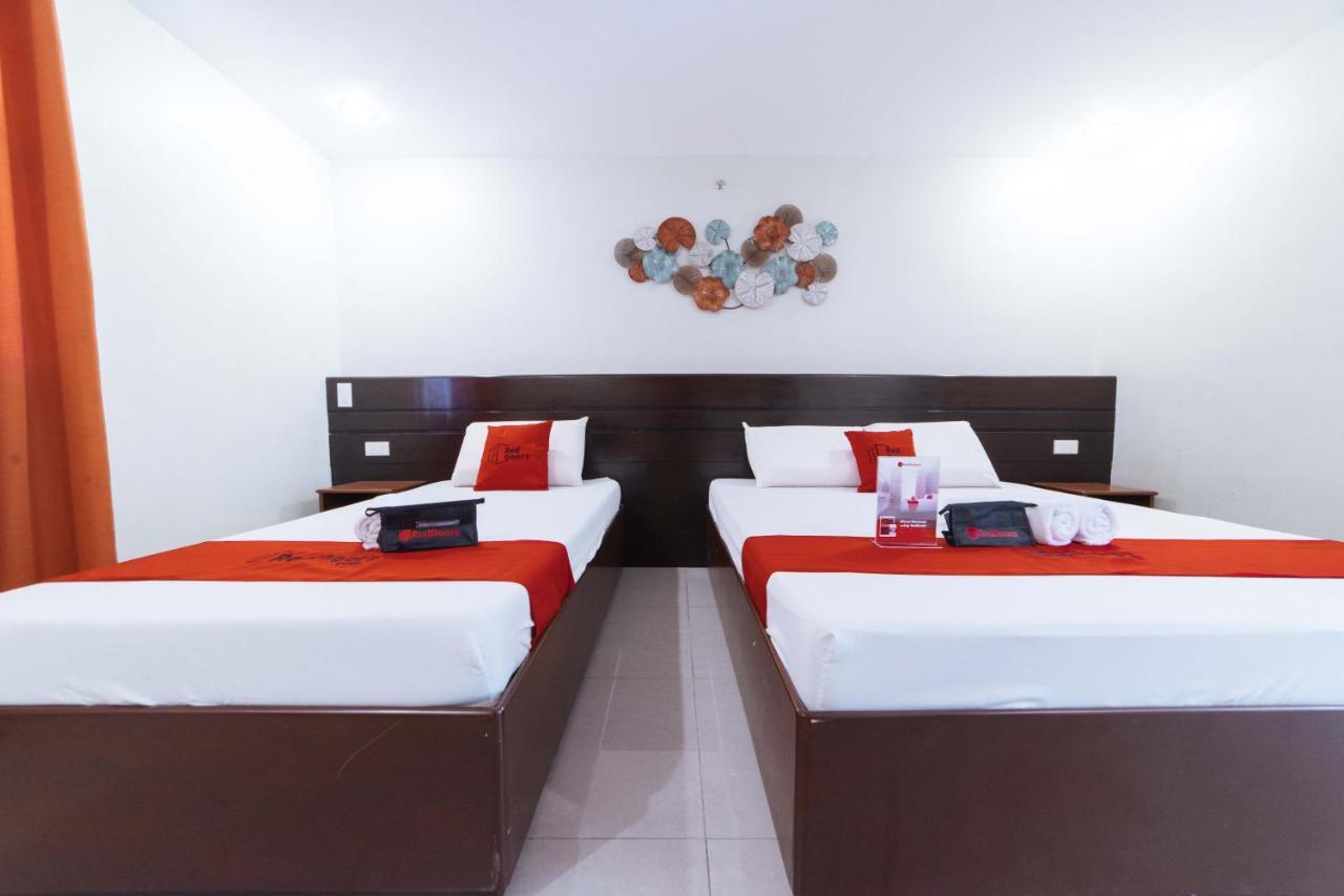 Reddoorz Near Victoria Mall Davao Екстер'єр фото