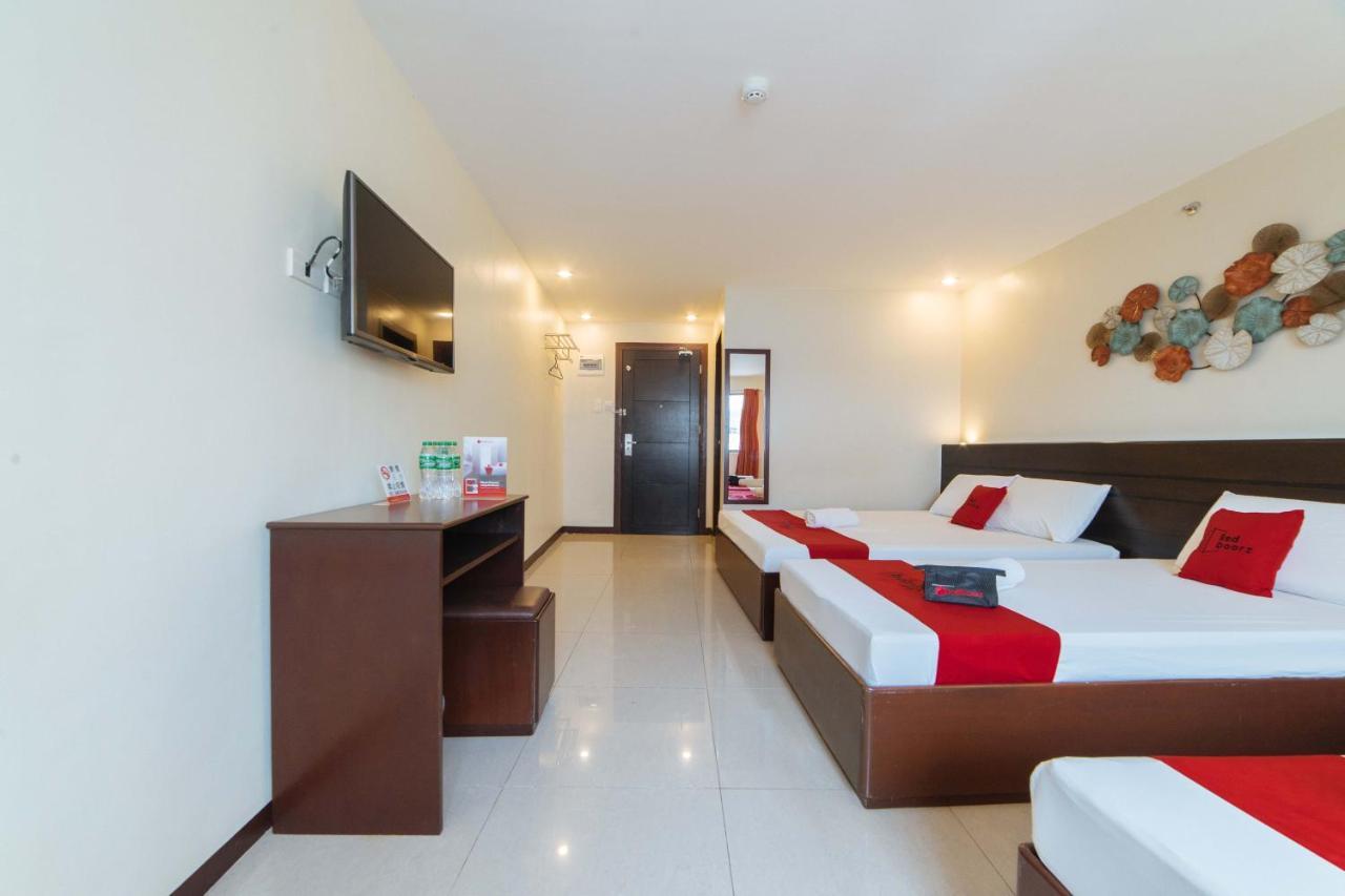 Reddoorz Near Victoria Mall Davao Екстер'єр фото